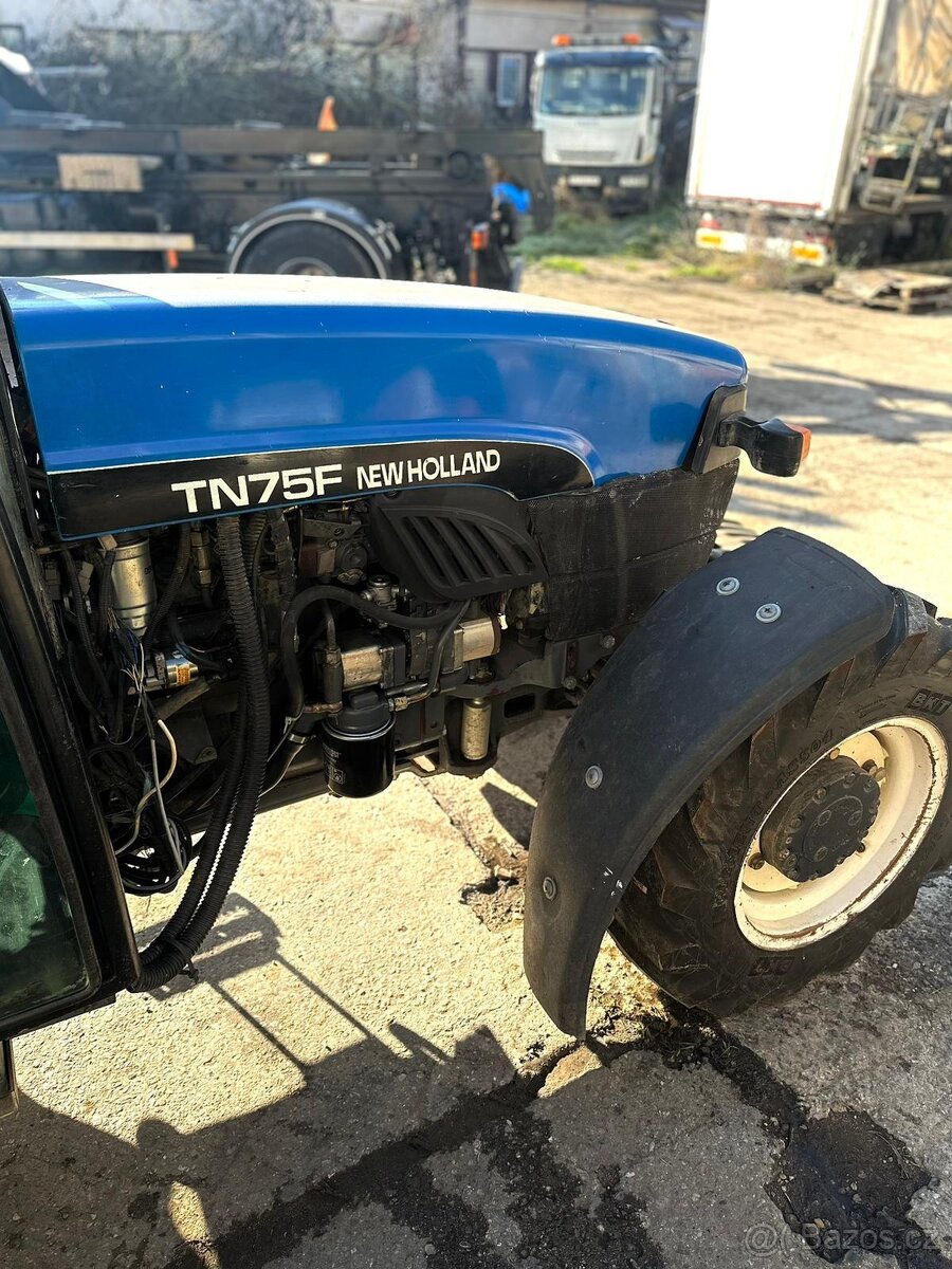 New Holland TN75 - 9