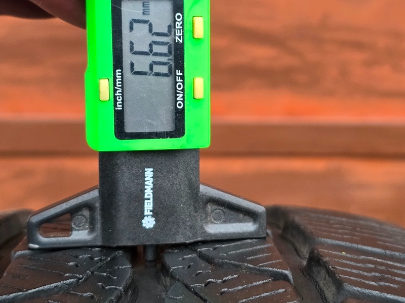 Zimní Uniroyal 205/55/16 - 9