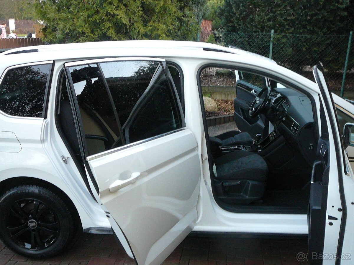 VW TOURAN 1.4 TSI 110KW DSG+F1 R-line FULLED NAVI ACC KAMERA - 9