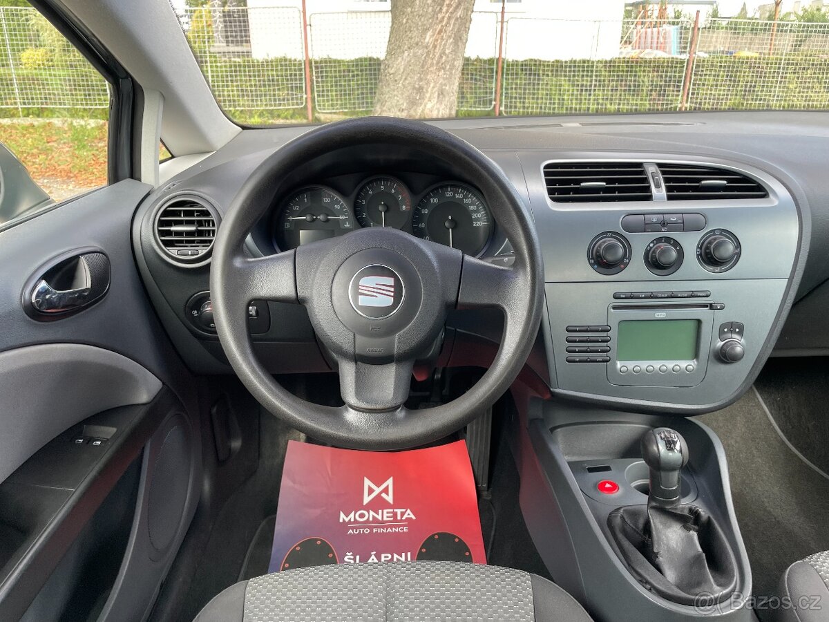 Seat Leon 1.6 MPi Serviska, Klima, 8xPneu - 9