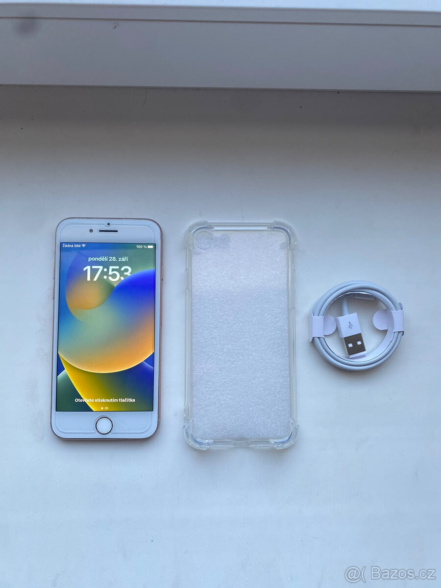 iPhone 8 64GB Zlatý - 9
