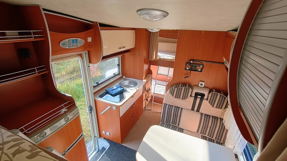 Fiat Ducato / McLouis, alkovna pro 6 osob, palandy/garáž - 9