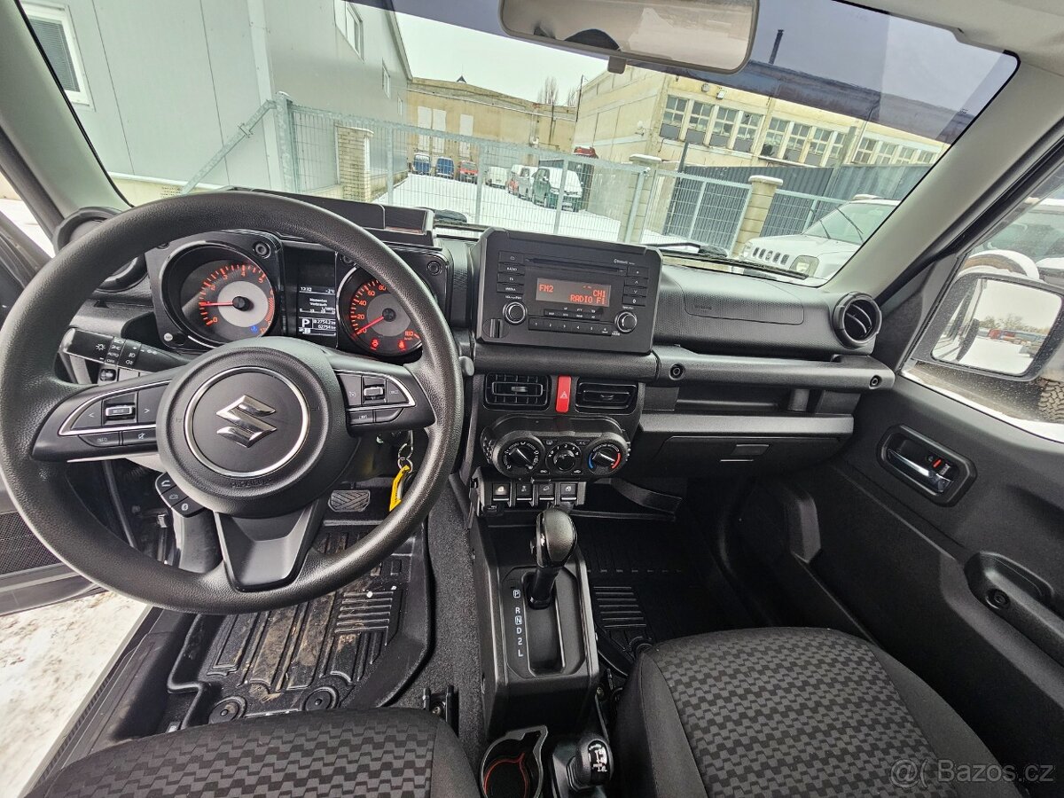 Suzuki Jimny 1.5 VVT 4x4, AUTOMAT, 4 místný - 9