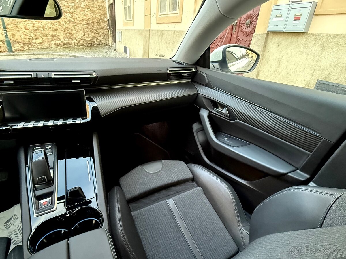 Peugeot 508 GT Line 1.6i 180k ČR DPH Full Led 8AT 38tkm - 9
