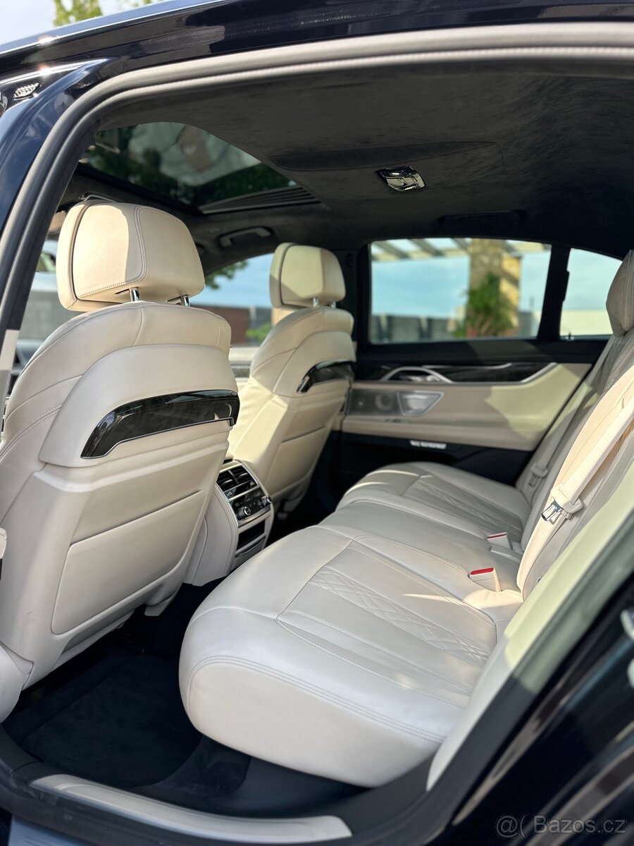 BMW 750i G11 xDrive/B&W/LASER - 9