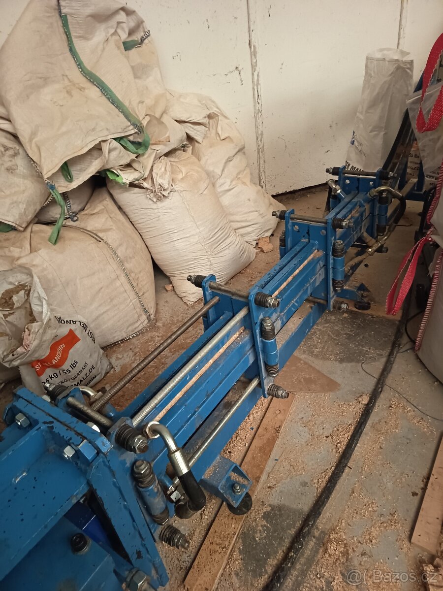 Briketovací lis - 9