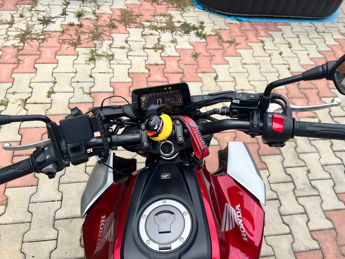 Honda cb125r - 9