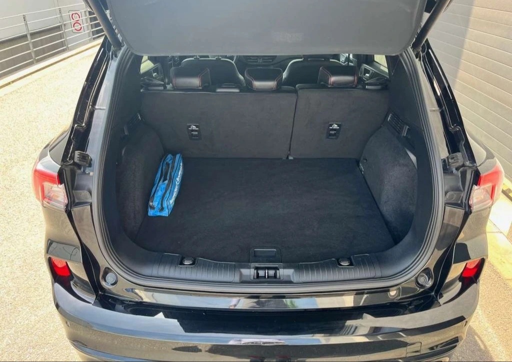 Ford Kuga, ST-Line X, 2.0 140 kW, AWD, ČR - 9