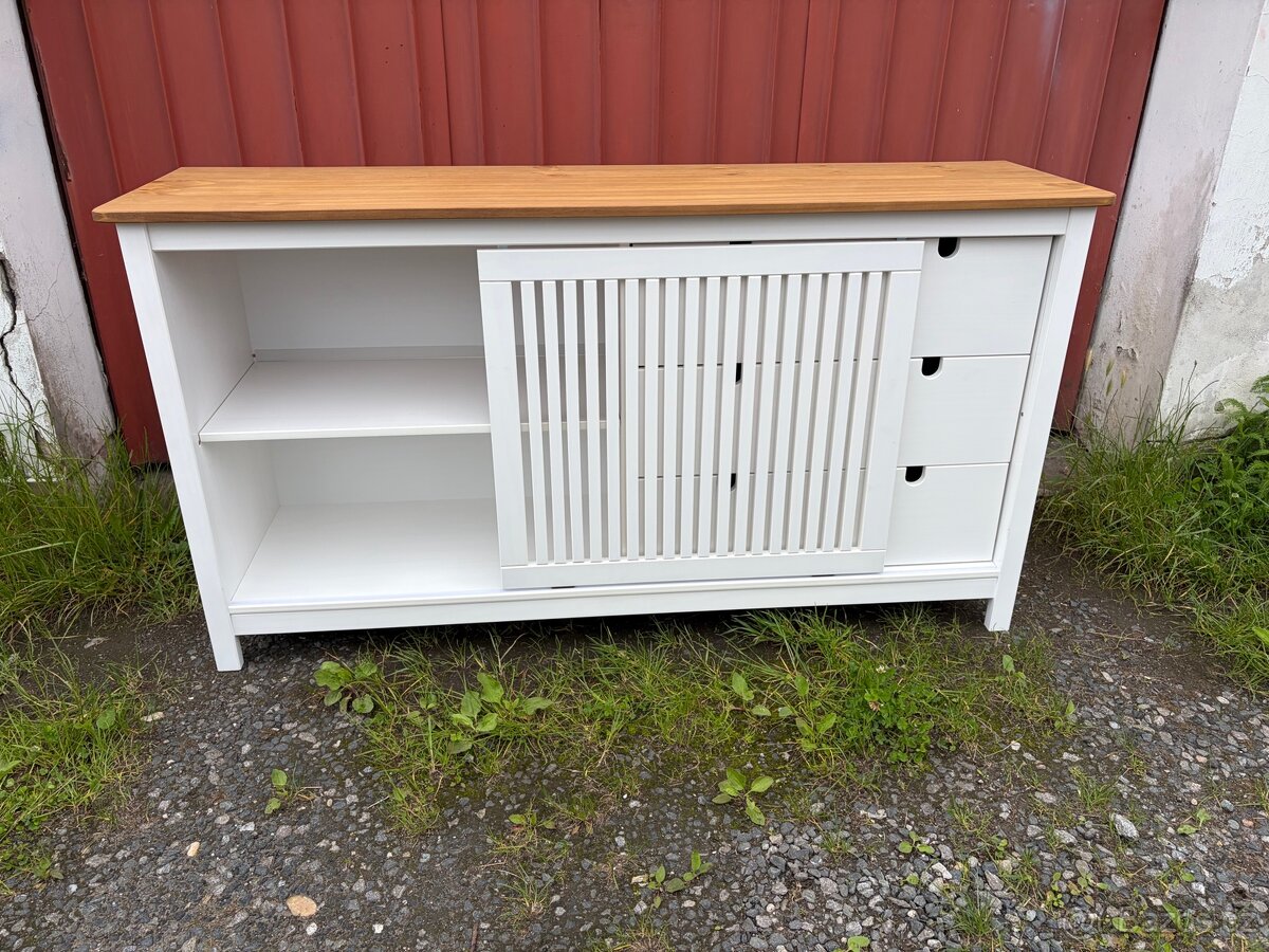 Masivní komoda Bruna 150 cm - 9