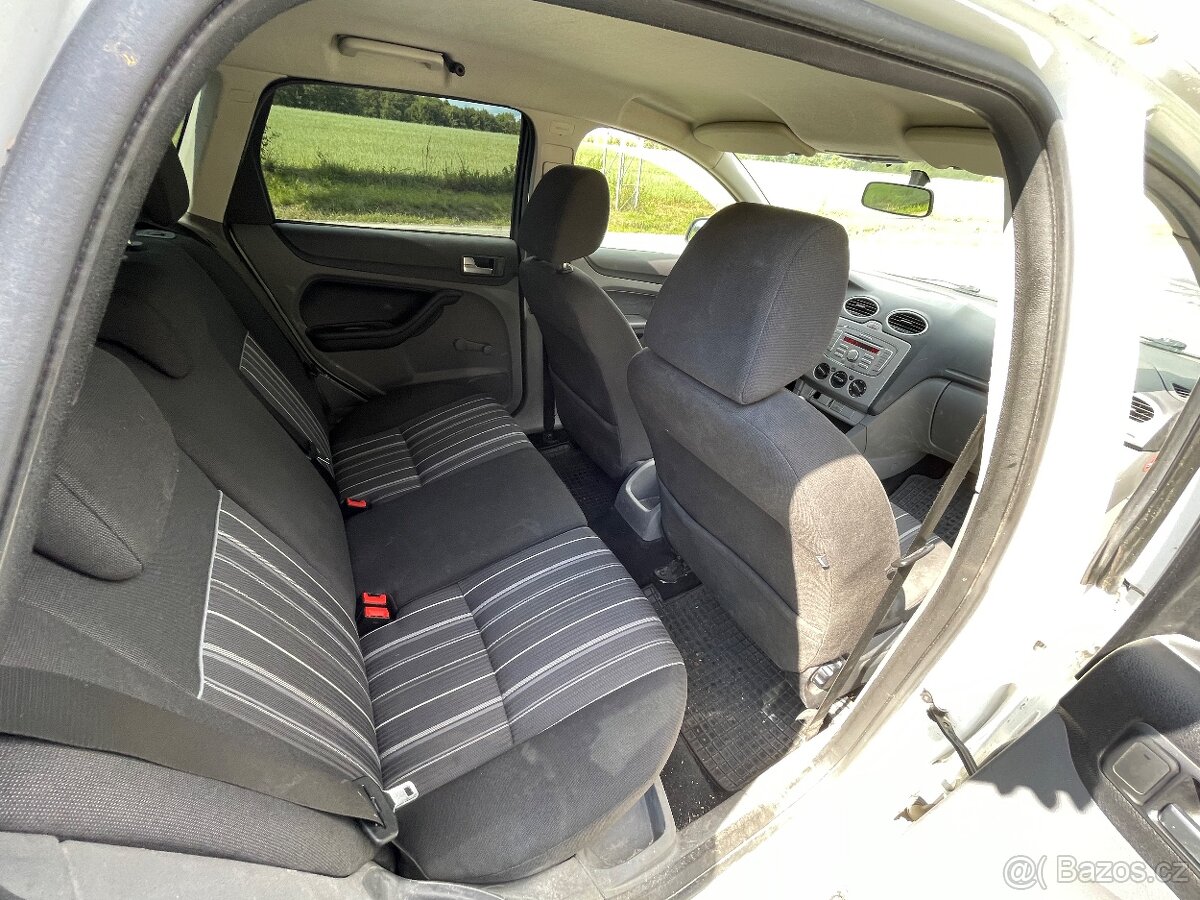 Ford Fokus 2008 - 9