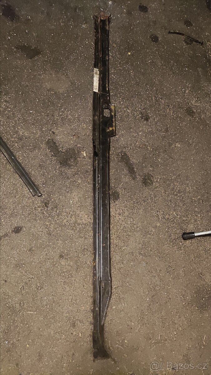 Díly Mercedes 190 W201 - 9