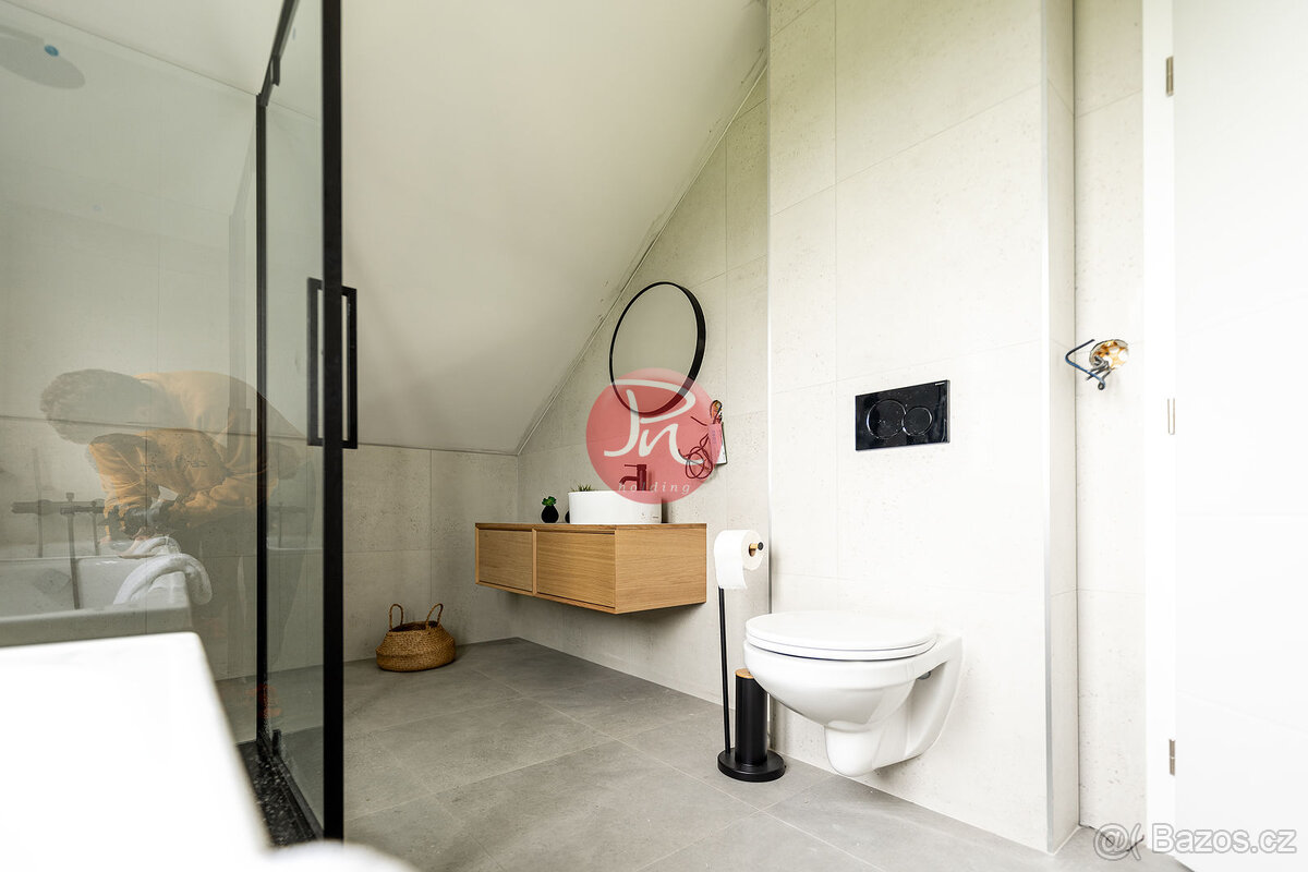 Prodej novostavby rodinného domu 5+KK, 149m2, s pozemkem 14 - 9