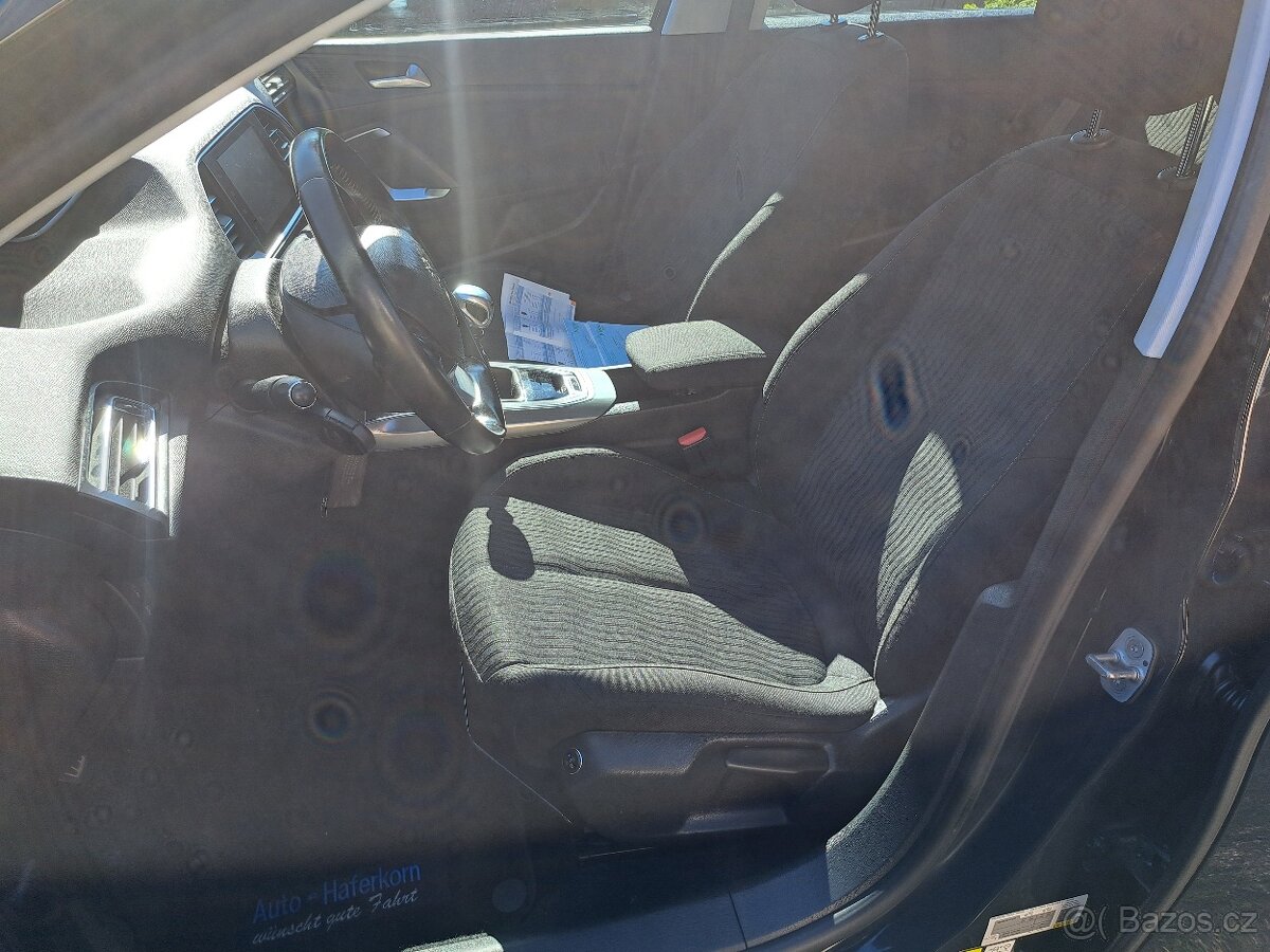 Peugeot 308 2.0HDi 110kw - 9