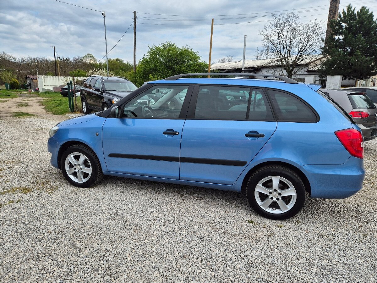 Skoda fabia kombi - 9