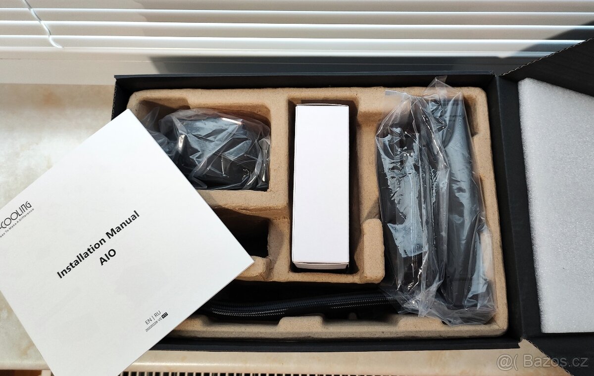 Vodní chlazení ID-COOLING FROSTFLOW X 120 AIO - 9