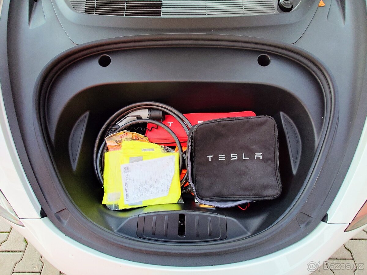 Tesla Model 3 DUAL MOTOR PERFORMANCE AWD 377 kW SOH 88,1% - 9