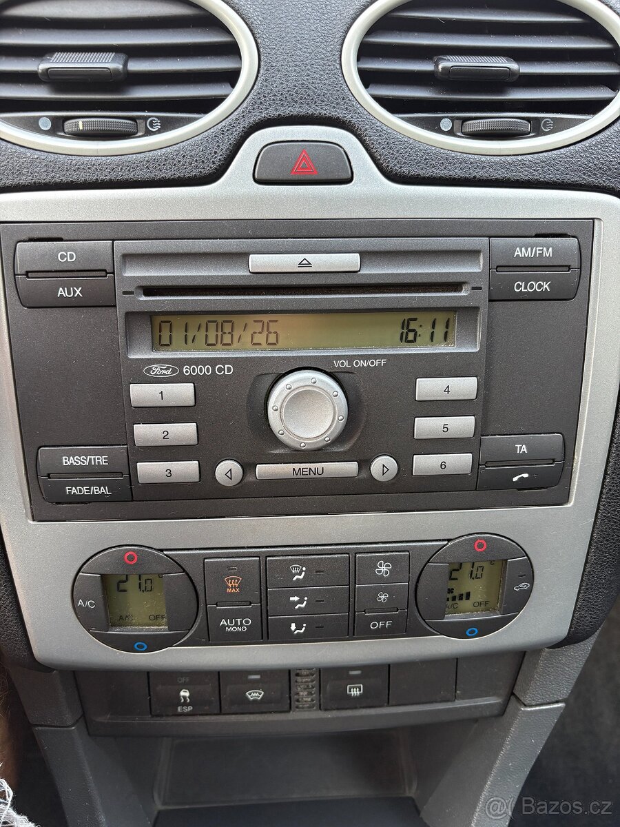 FORD FOCUS Combi - 9