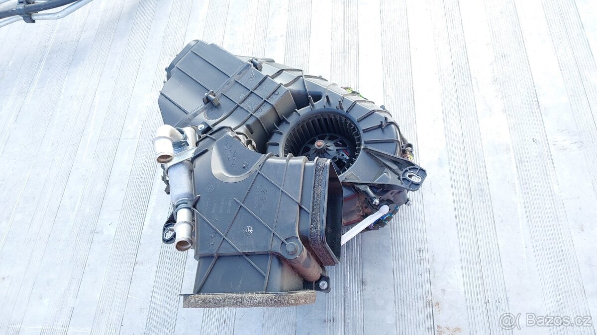 VW Transporter T5 – Topení zadní - 9