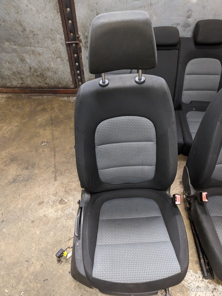 Sedačky, tapeci Superb II - combi - 9