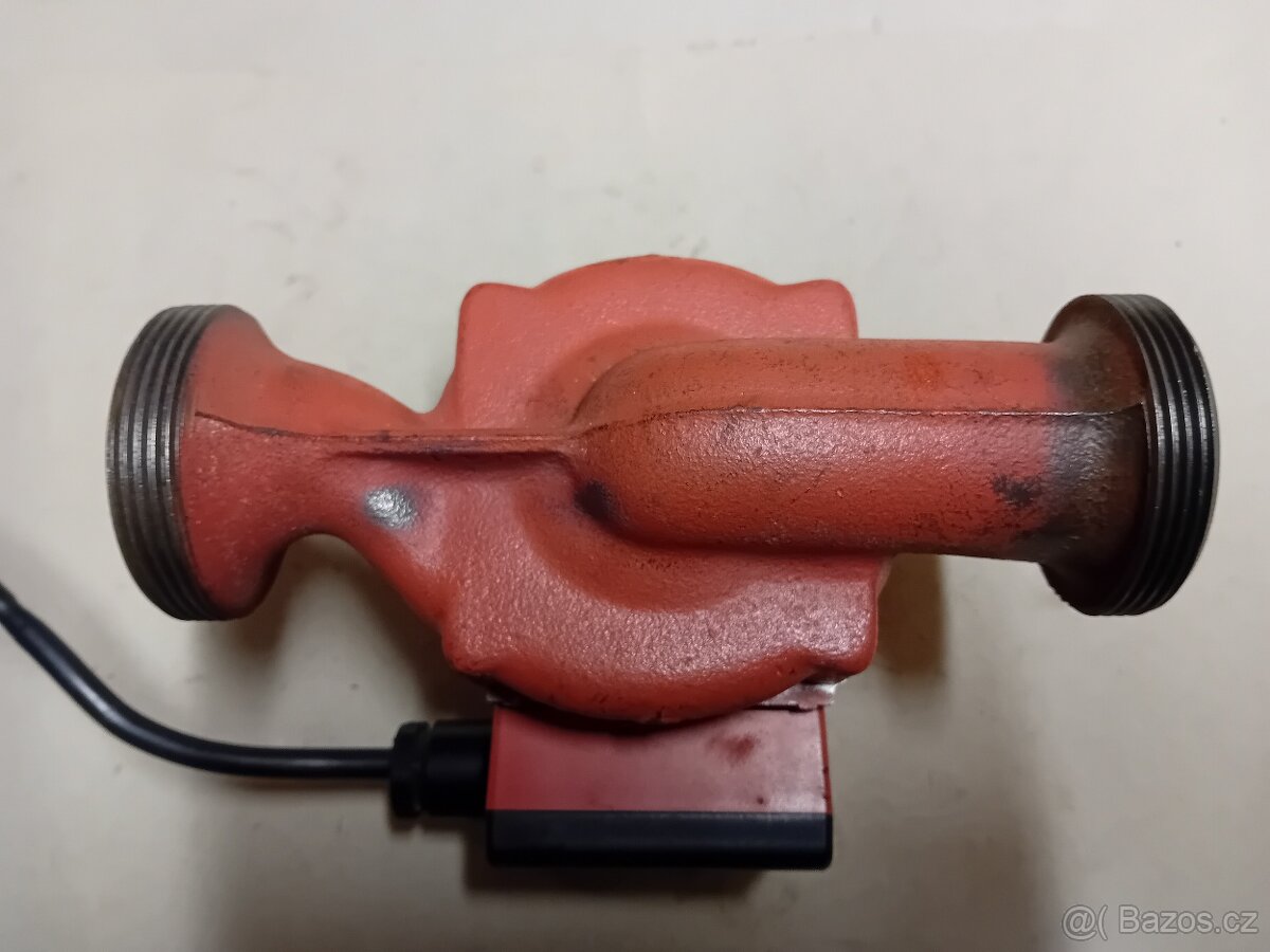 Oběhové čerpadlo GRUNDFOS - 9
