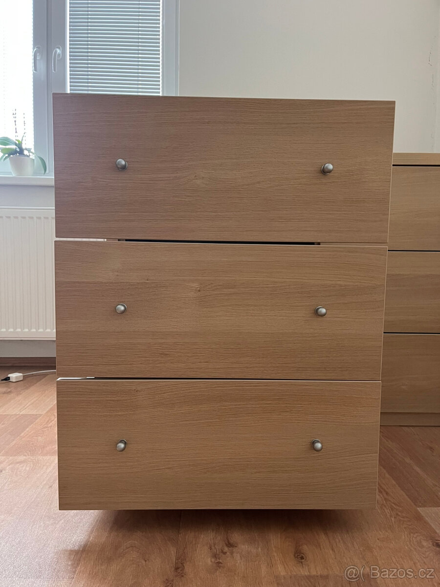 Komoda s šuplaty - 9
