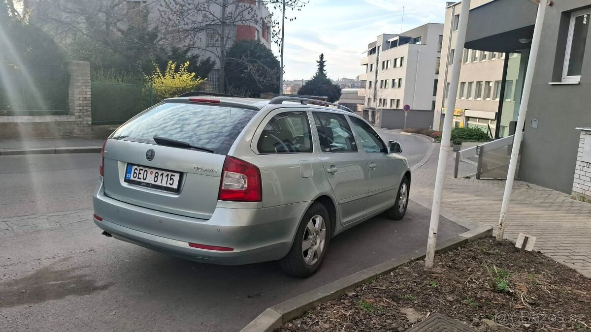 Škoda Octavia 2 facelift 1.9 TDI 77KW BXE - 9