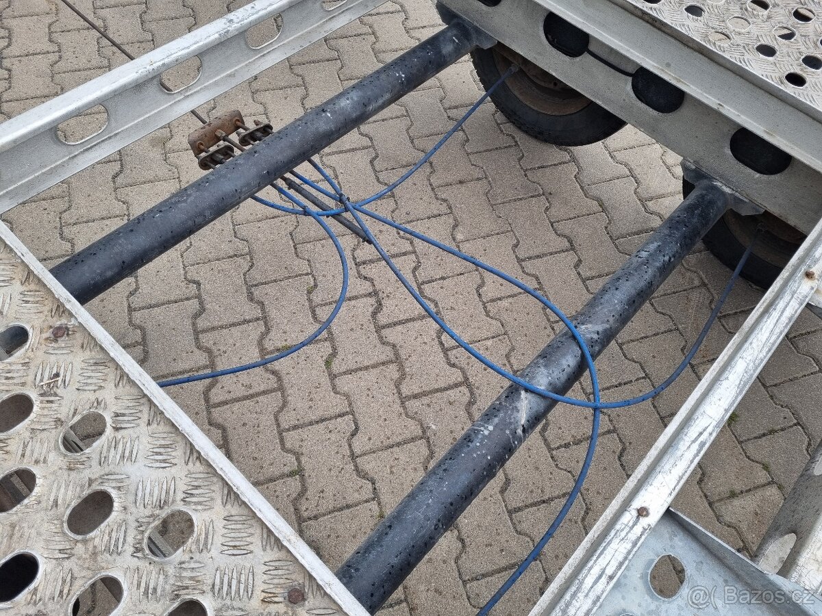 Plaťák Vapp PAV 2.46B Express 2460Kg, 4,20m, 1,92m - 9