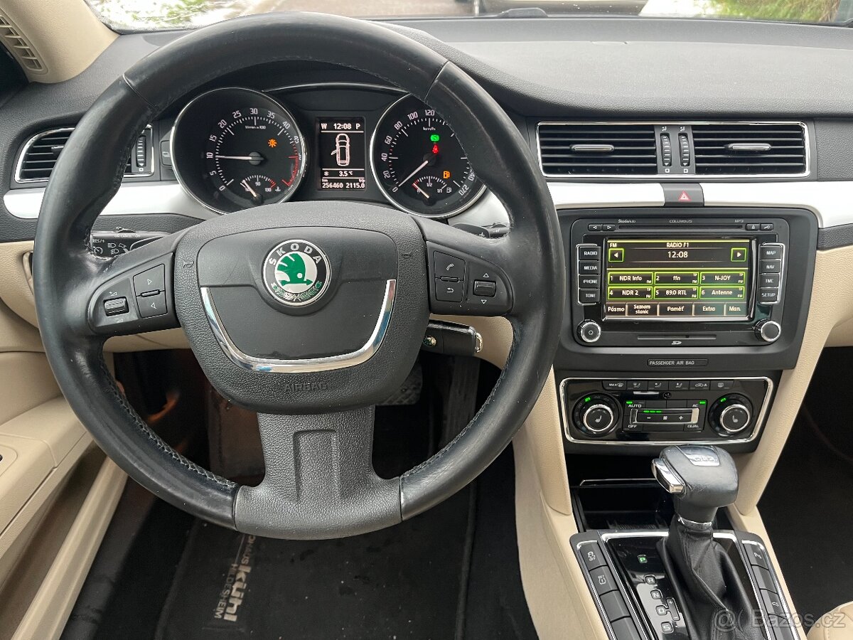 Škoda Superb 2 Elegance 2.0 TDi 125kW DSG F1 xenon - 9