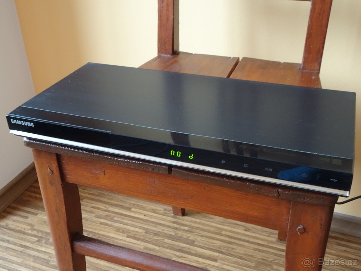 DVD přehrávač SAMSUNG C550 - 9