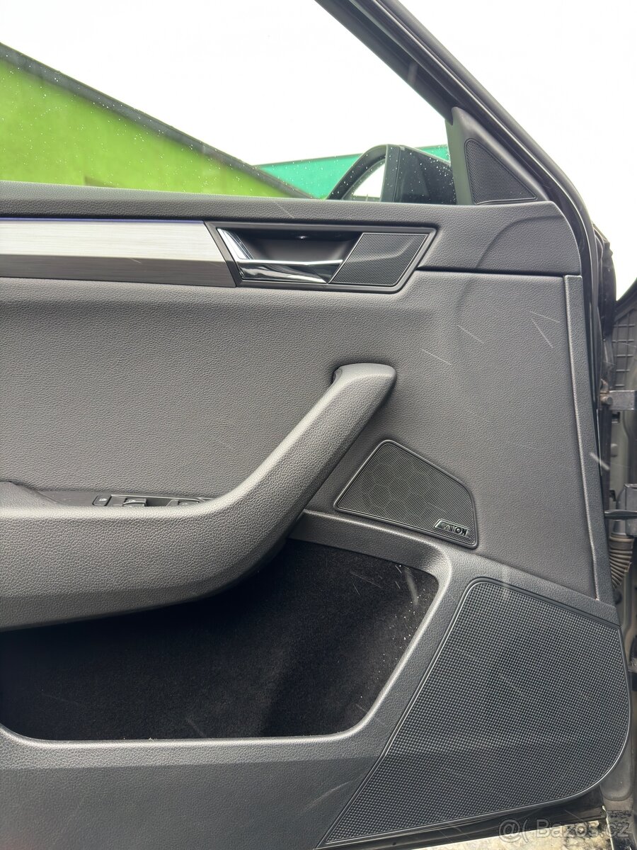 Škoda Superb 2.0 TDI 110kw DSG/Canton/DCC/ Výbava - 9