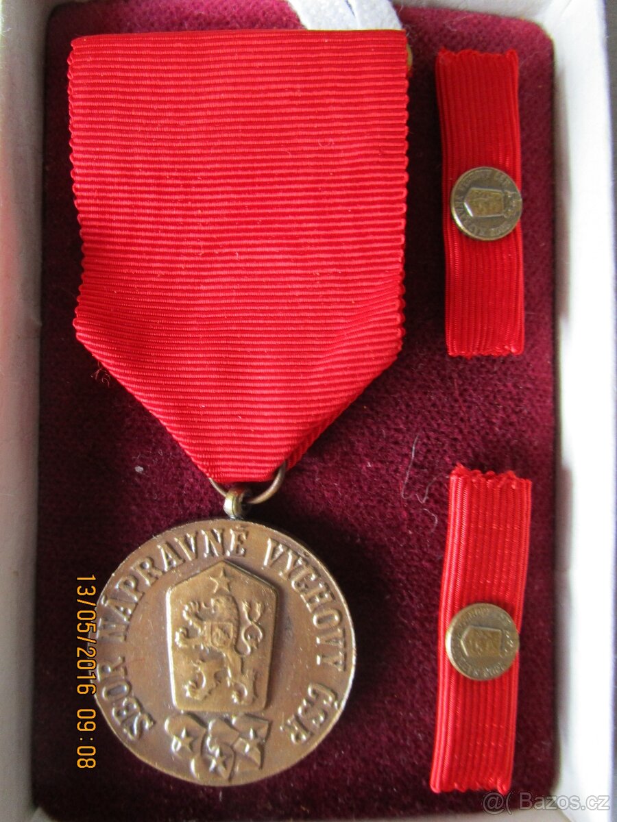 Medaile a odznaky SNV - 9