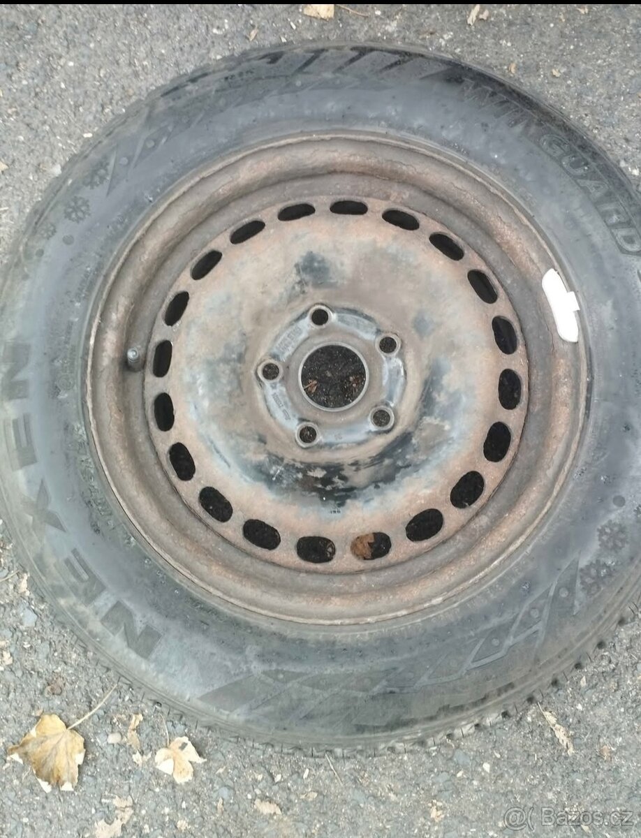 Rezerva s zimní pneu 195/65/15 od Audi - 9