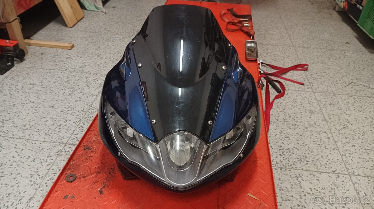 Přední maska komplet (Triumph ST) - 9