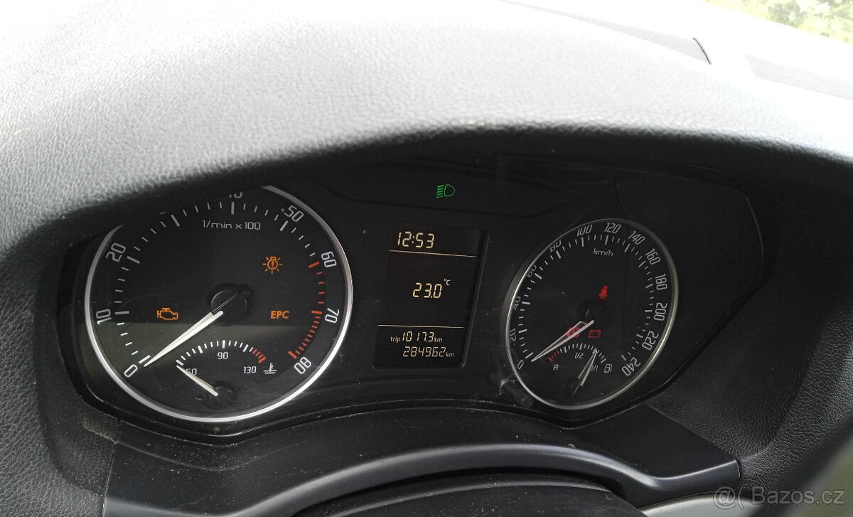 ŠKODA OCTAVIA Kombi - 9