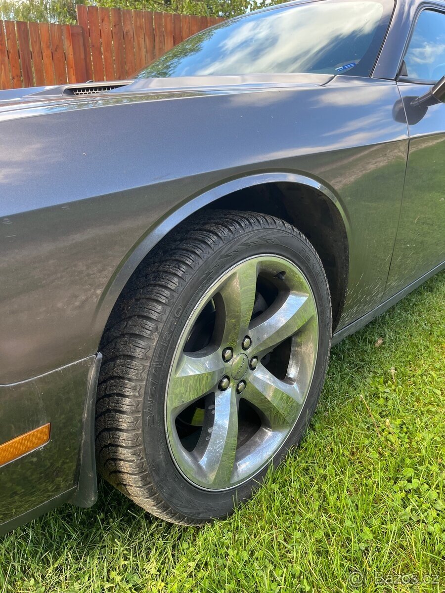 PRODÁM DODGE CHALLENGER 3.6, NOVÝ V ČR - 9