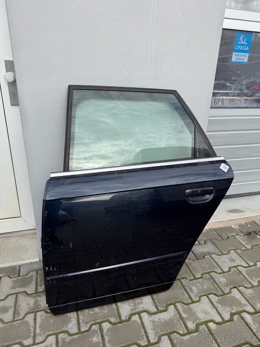 Dveře Audi A8 D3 A6 C6 A4 B7 B8 A3 8 P VW golf 6 - 9