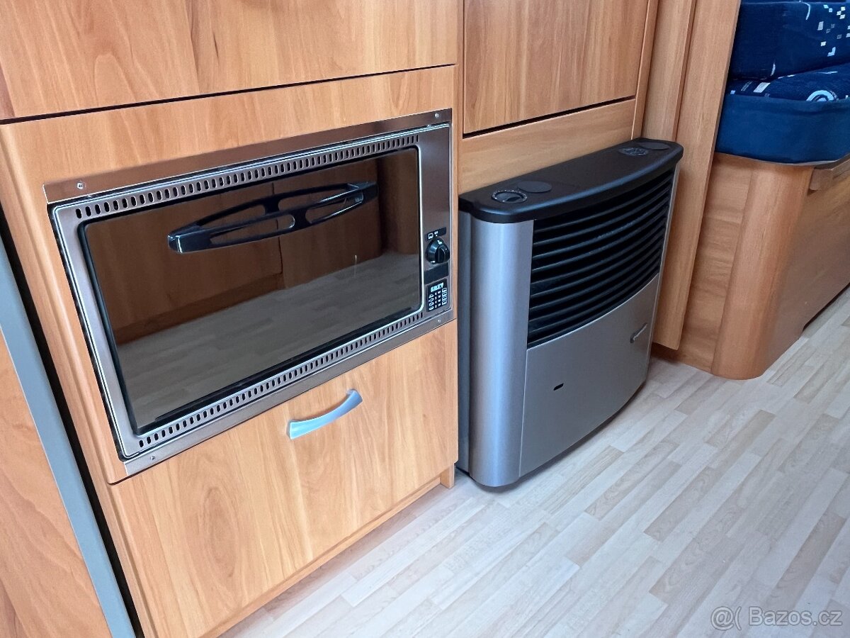 Karavan Wilk 520, předstan Isabella, 2009 - 9