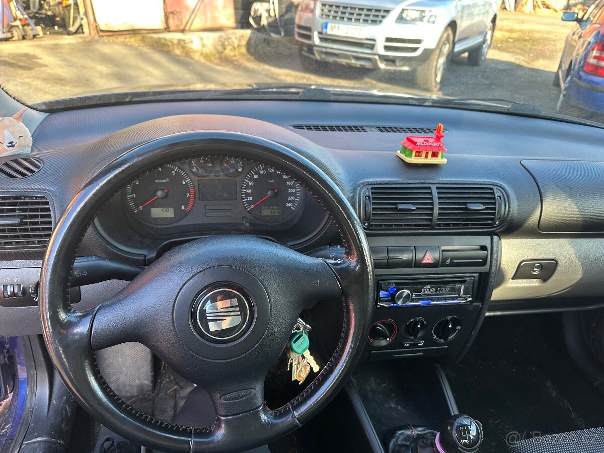 Seat Leon 1.6 benzin - 9