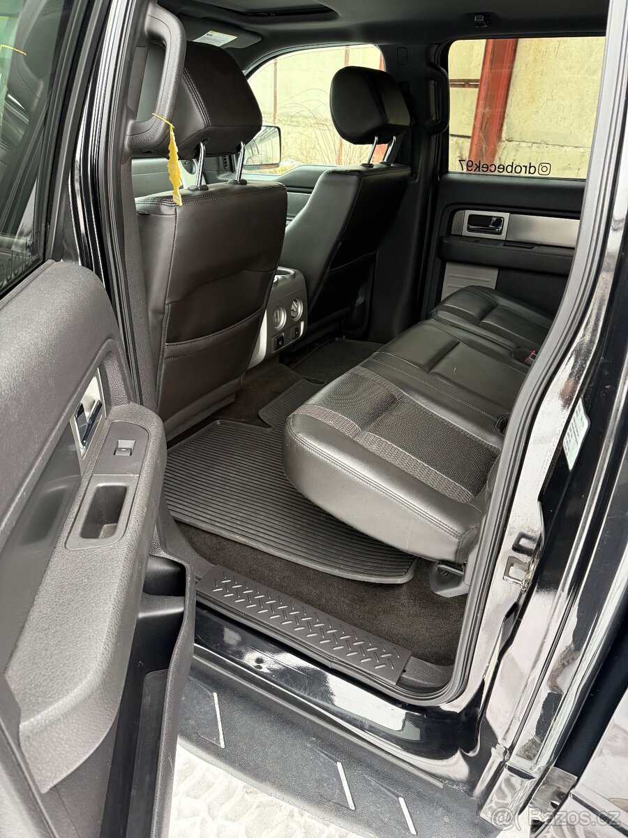 Ford F150 raptor - 9