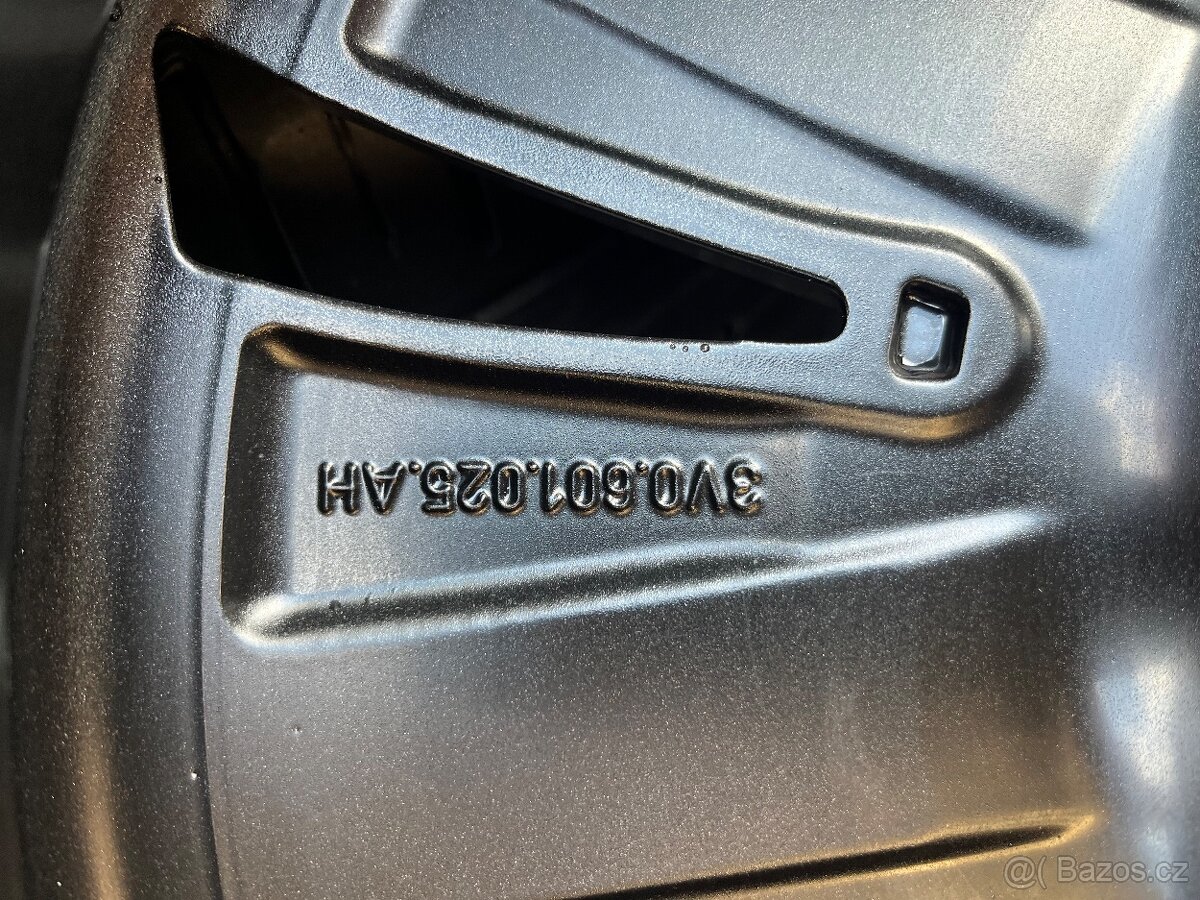 ☀️Orig. Alu škoda Superb “Drakon” 215/55/17 letní pneu - 9