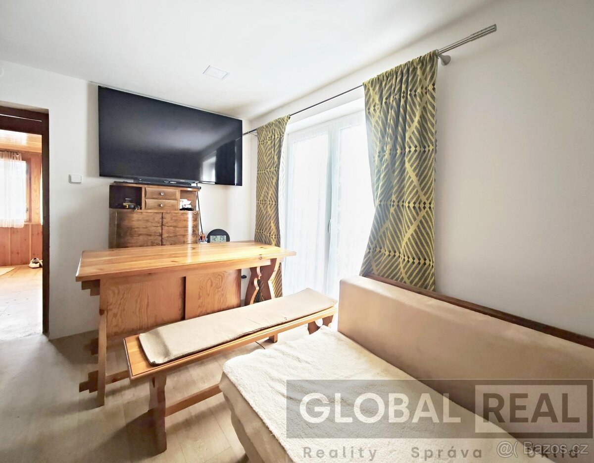 Prodej rekreační chaty po částečné rekonstrukci - u rybníka - 9