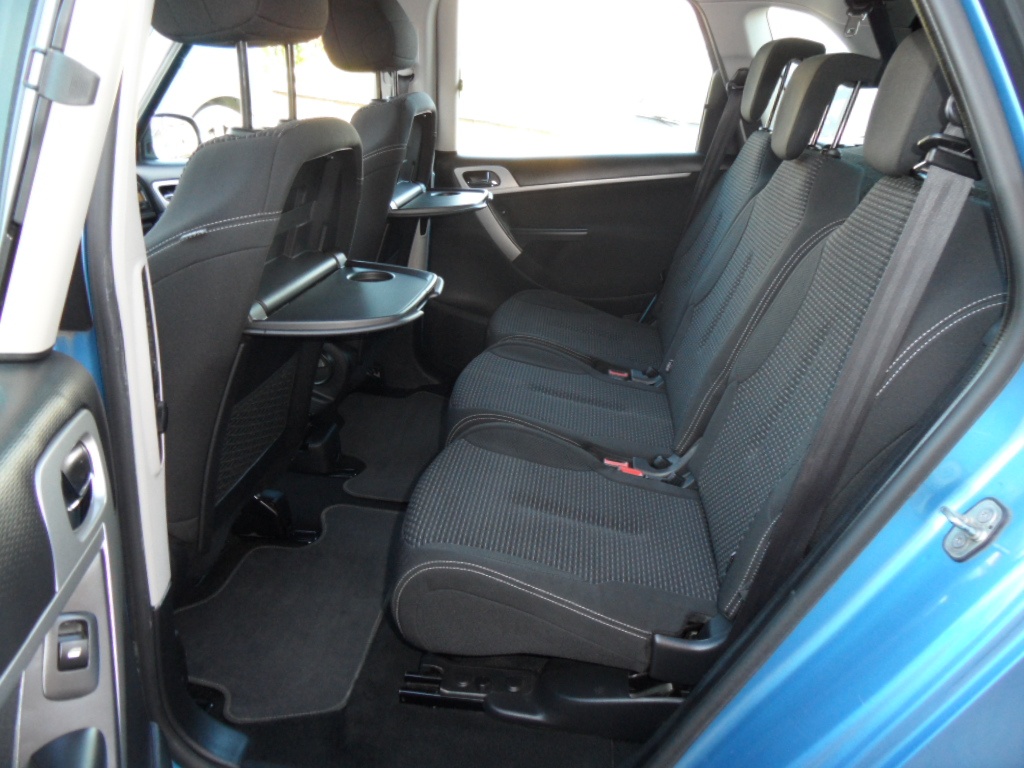 Citroen C4 Picasso 1.6 HDi,1,maj,naj.117000km,krásný stav - 9