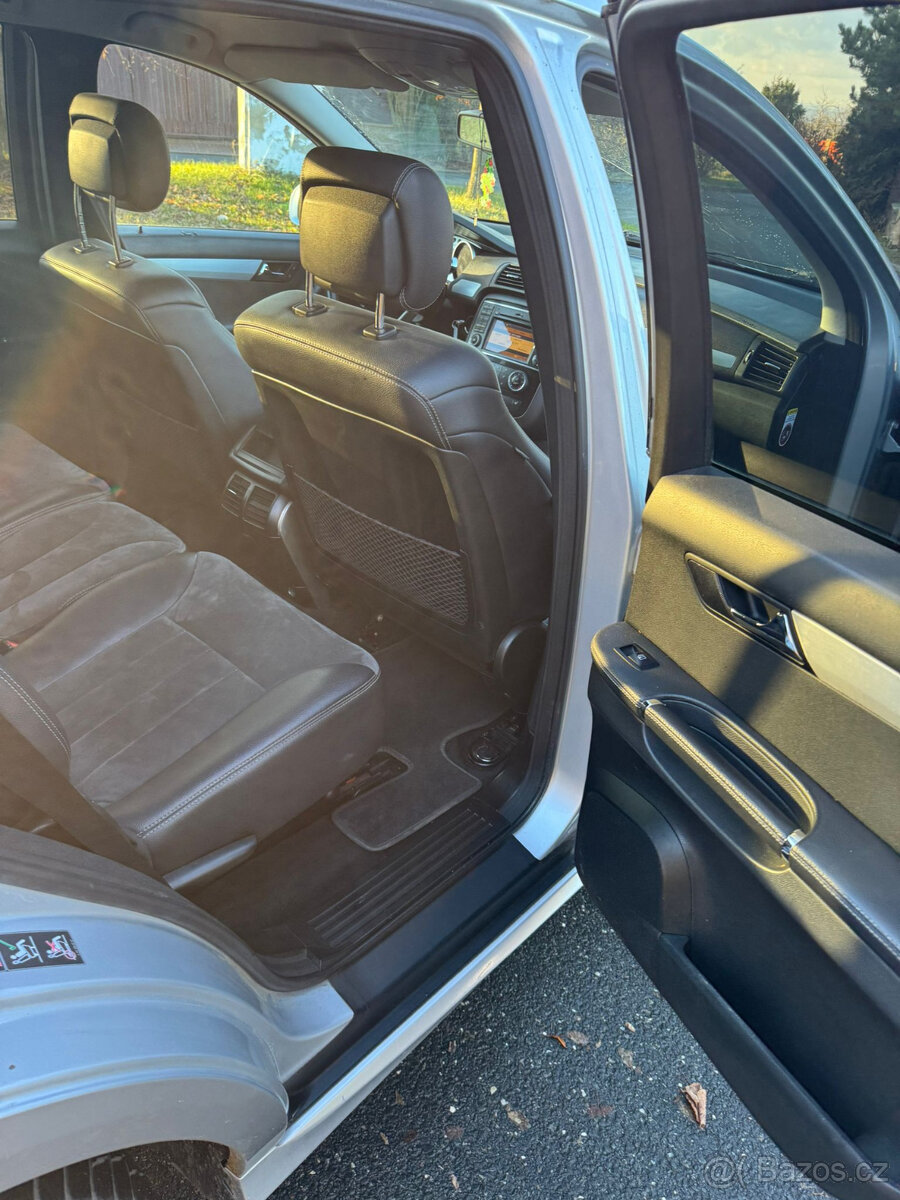 Mercedes-Benz R 350 CDI 4MATIC AMG, 2010 - 9