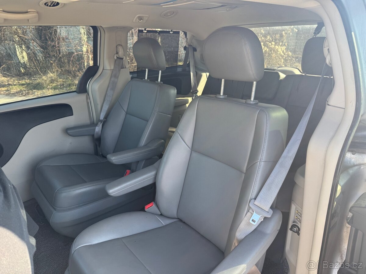 Chrysler voyager/volkswagen routan - 9