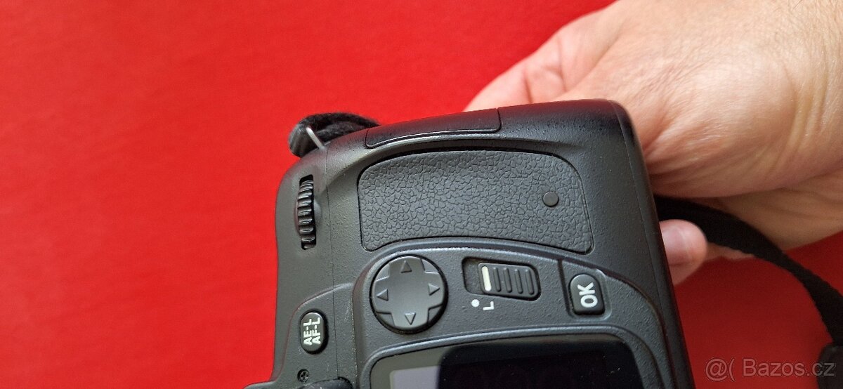 Nikon D80, Tamron 17-50 2.8 Vaguard batoh - 9