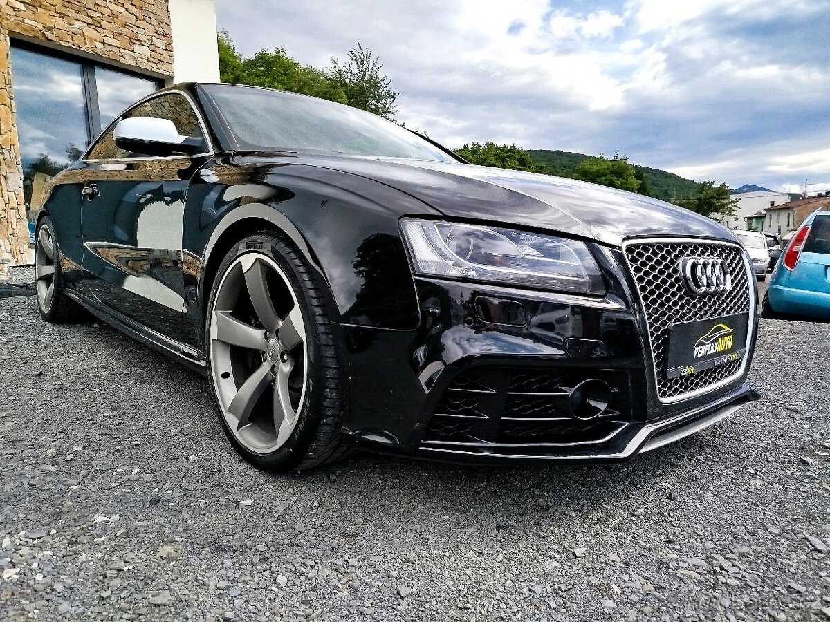 Audi RS5 4.2 FSi V8, 450koní, r.v. 2011 - 9