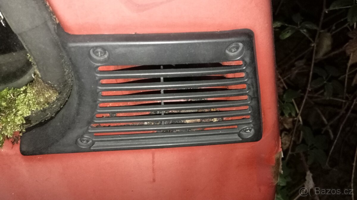 Nissan Patrol III, díly na fotce. Rok 1986 - 1993 - 9