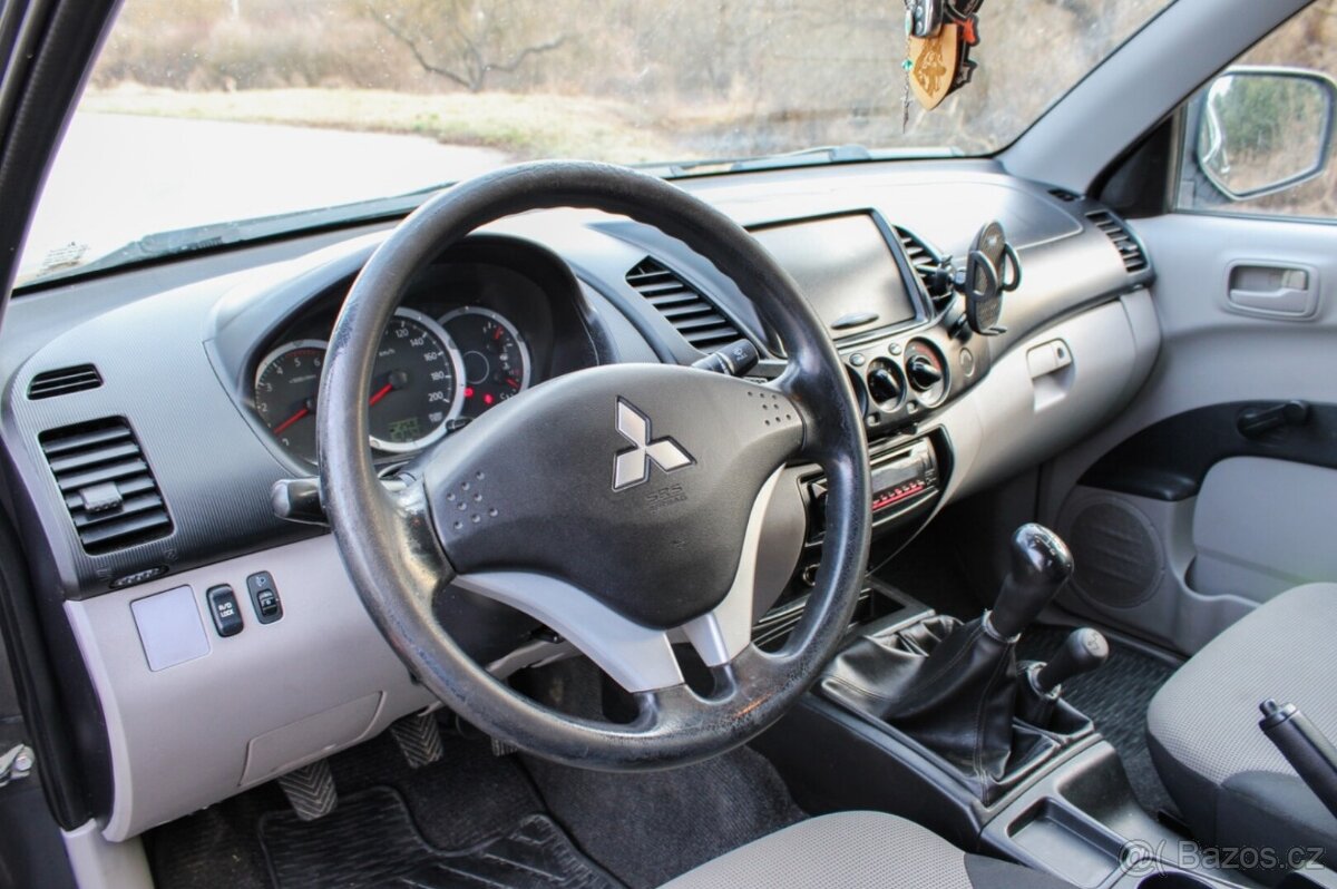 Mitsubishi L 200 L200 2.5 DI-D Double Cab - 9