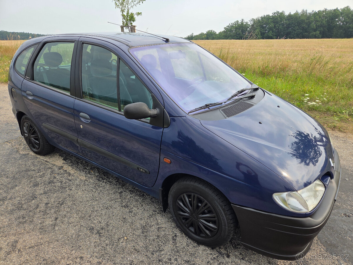 Renault Megane SCENIK - 1.6i - STK 2/2026 - Tažné - 9