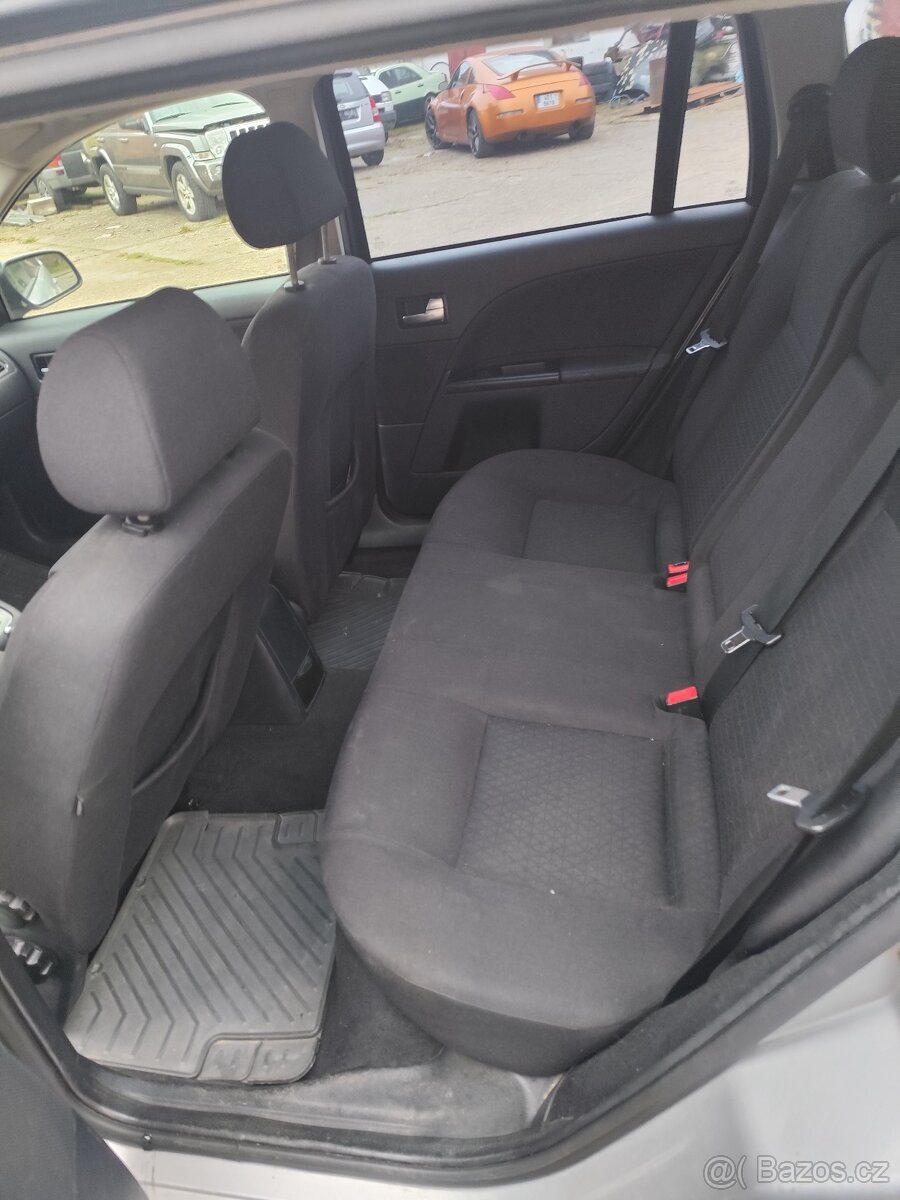 Mondeo MK3 2.2 TDCi 114kw 2005 combi - 9